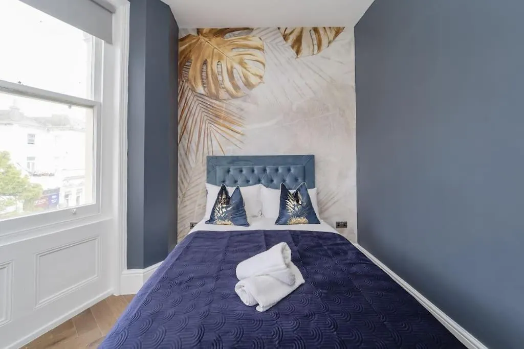 Flash Sale Brighton City Centre Seafront Studio Bn12Sil04 0*,  United Kingdom
